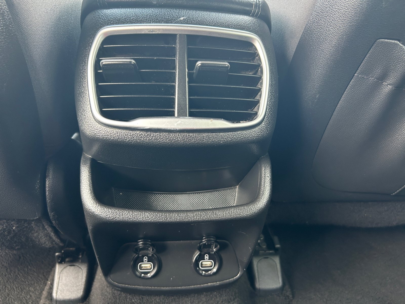 Used 2019 Hyundai Santa Fe SE FWD image 30