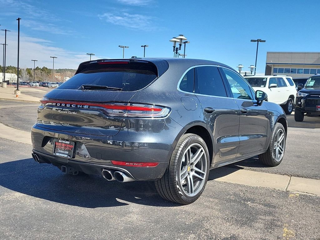 Used 2020 Porsche Macan Turbo image 4