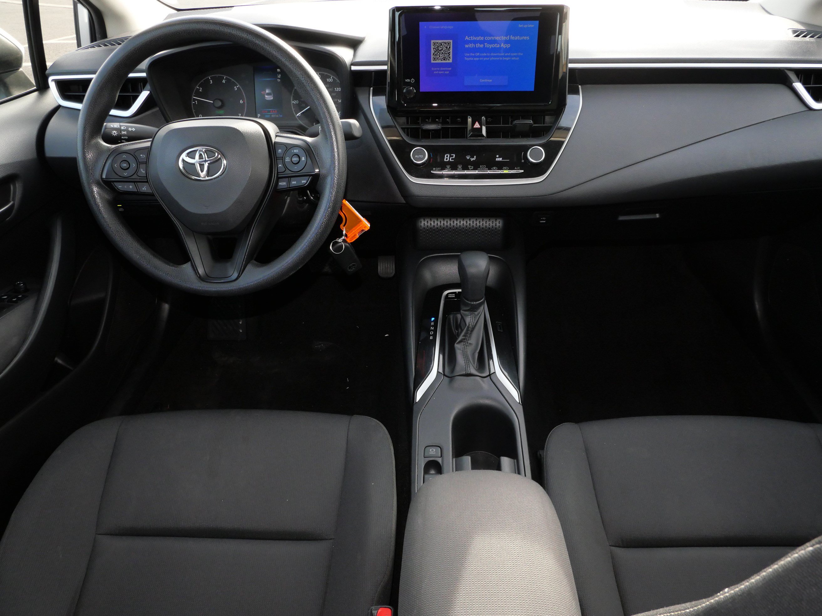Certified 2025 Toyota Corolla LE FWD image 9