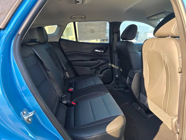 New 2026 Chevrolet Trax LT w/ Driver Confidence Package FWD image 12