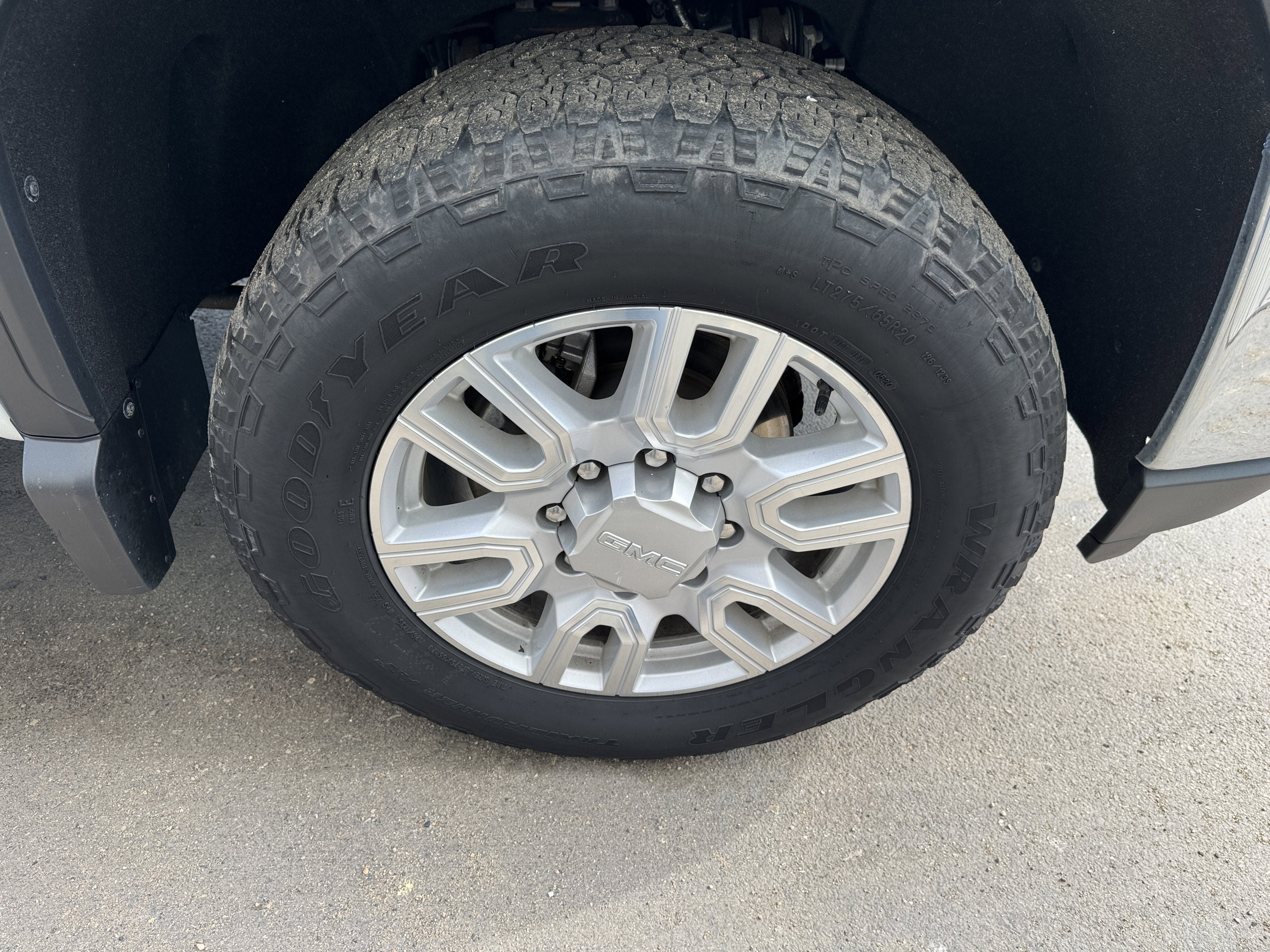 Used 2020 GMC Sierra 2500 SLT w/ SLT Convenience Package image 41