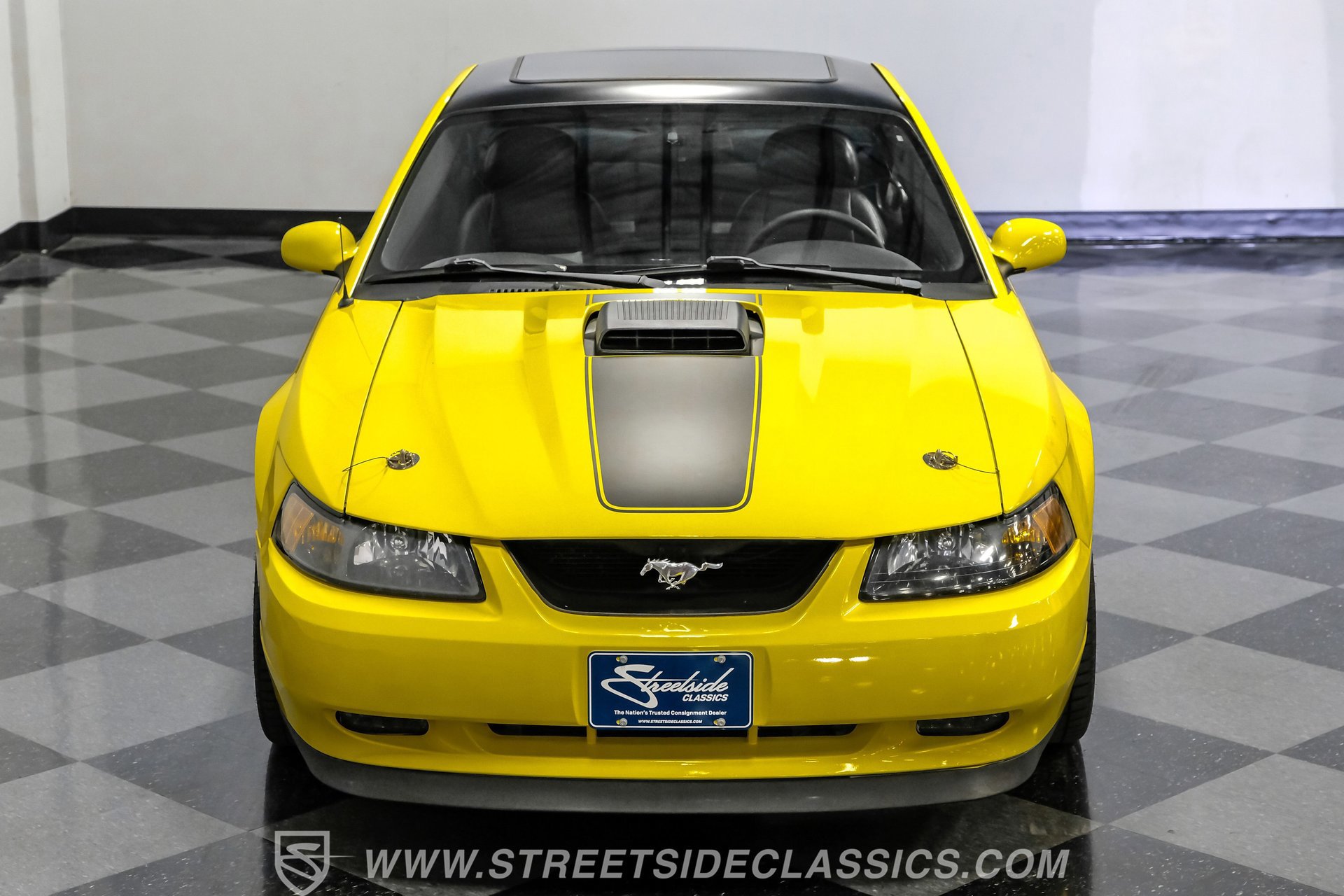 Used 2003 Ford Mustang Mach 1 RWD image 32