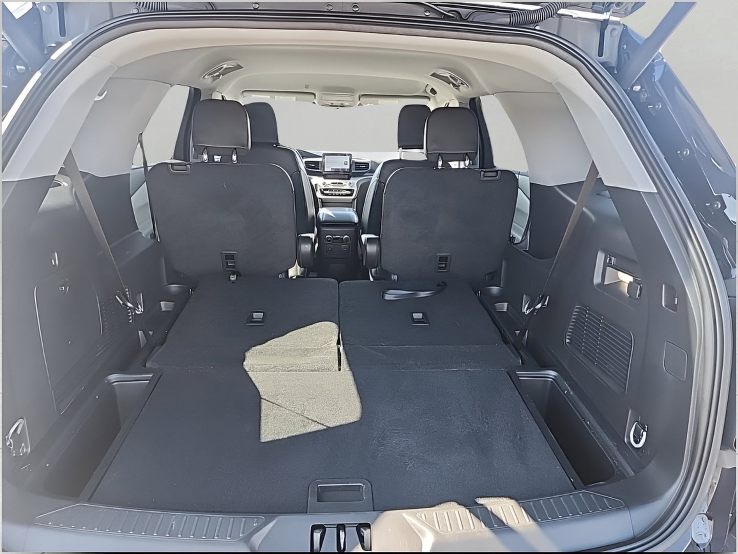 Certified 2023 Ford Explorer XLT w/ Equipment Group 202A image 13