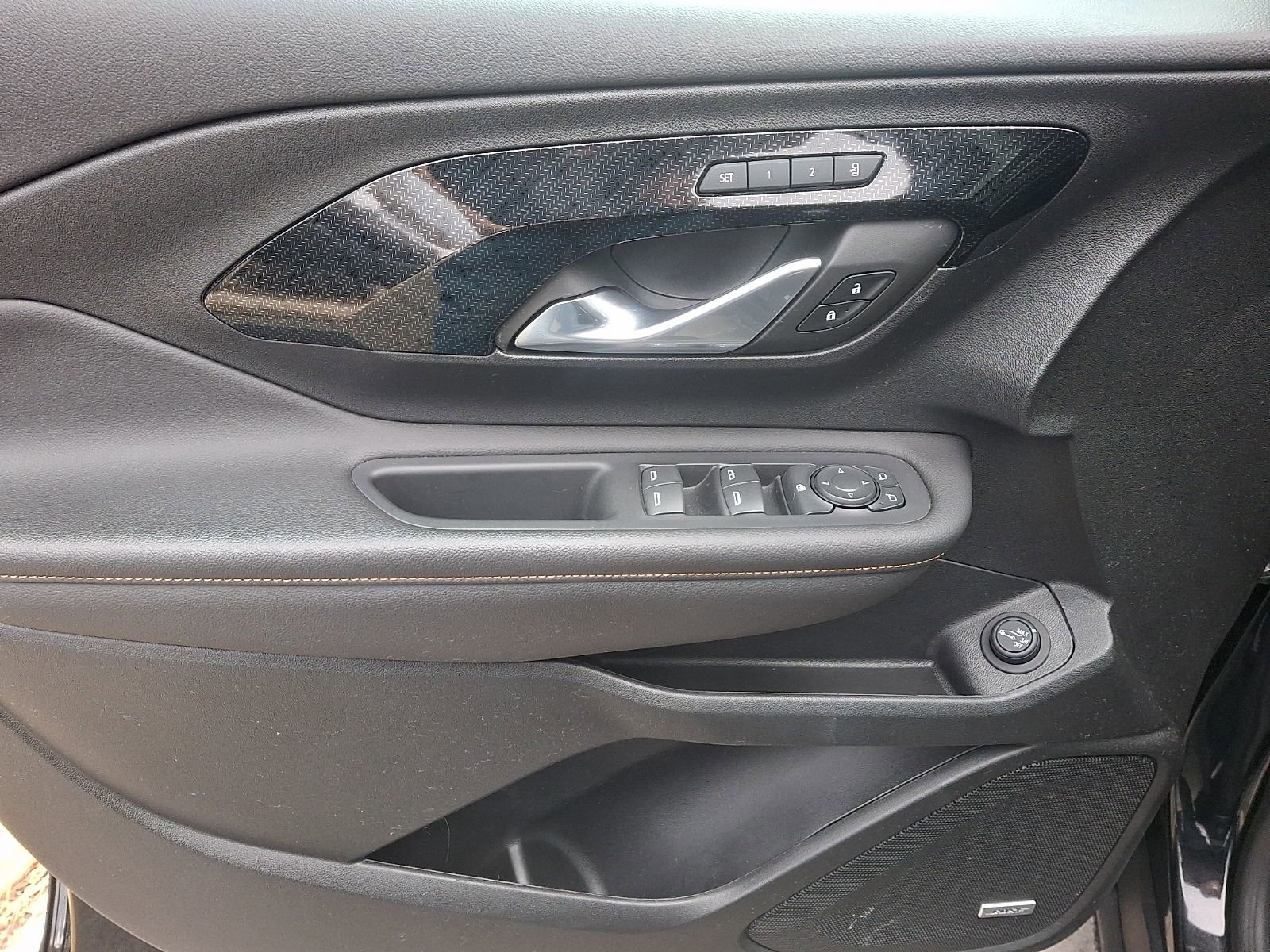 Used 2022 GMC Terrain AT4 w/ Infotainment Package II image 12