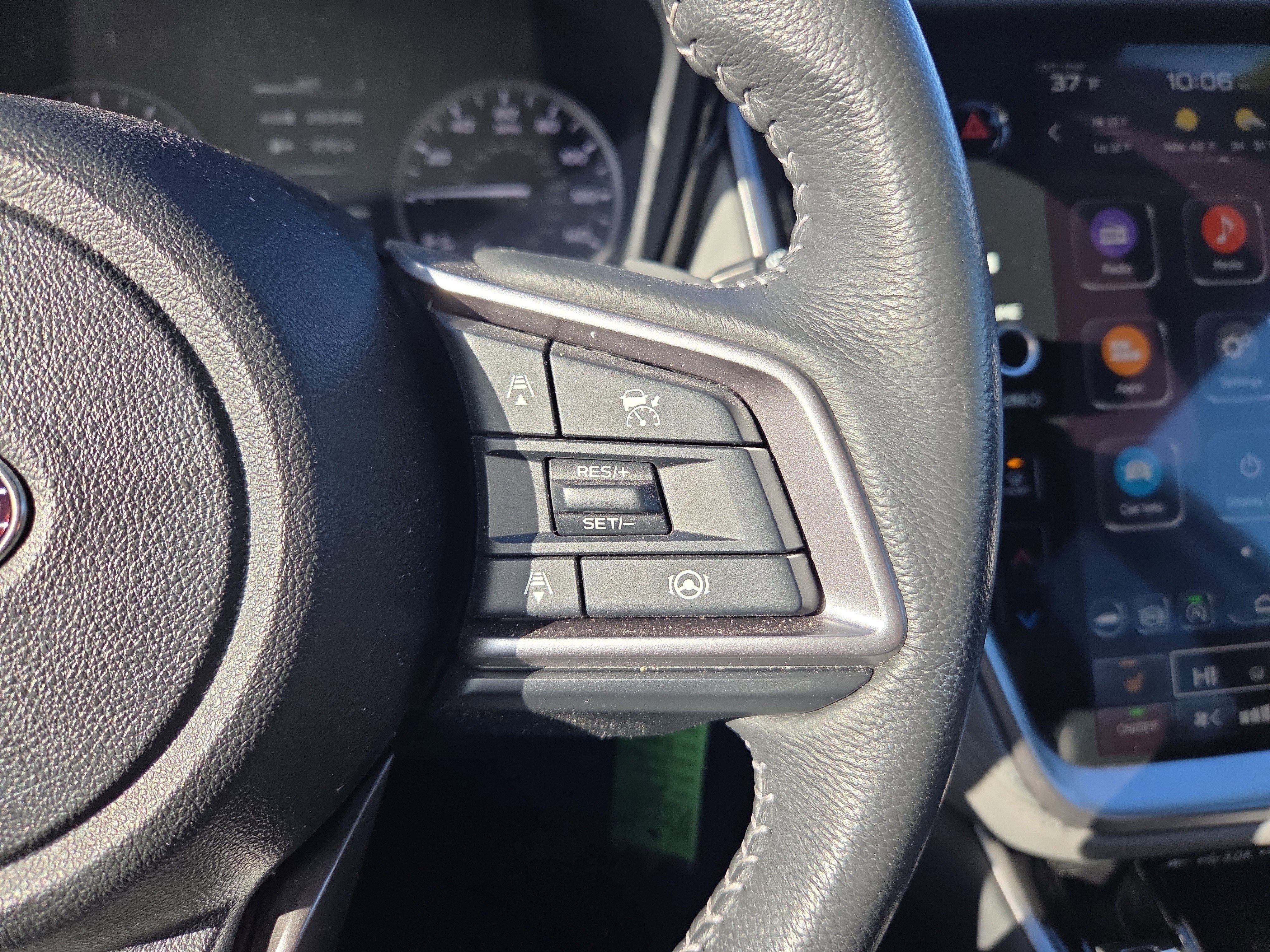 Used 2023 Subaru Outback Premium image 19