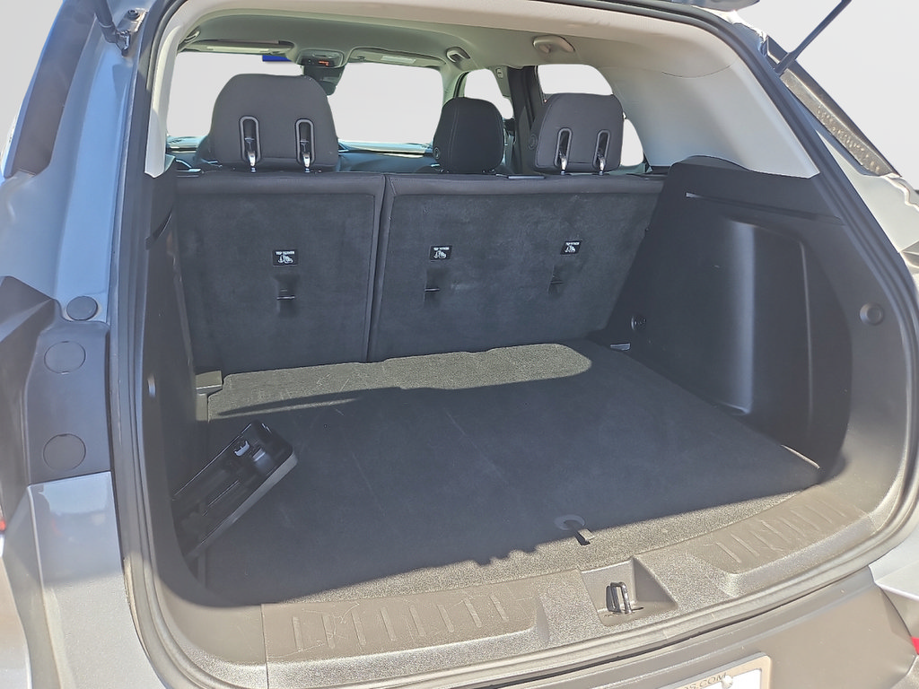 Used 2023 Chevrolet TrailBlazer LT FWD image 9