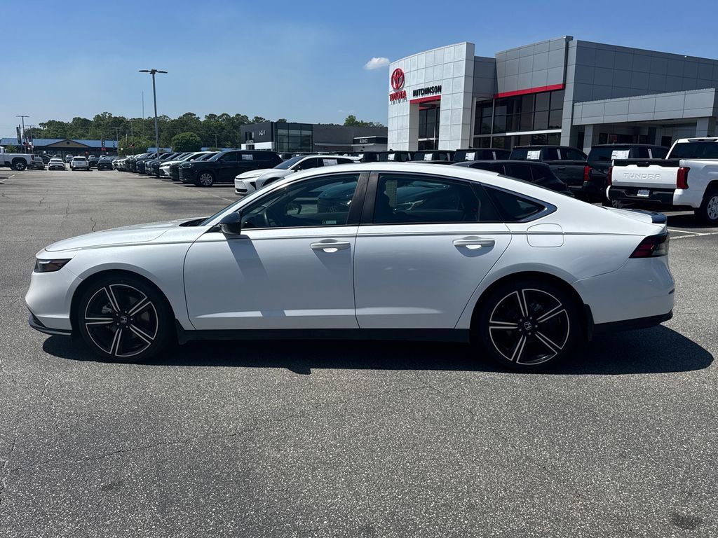Used 2024 Honda Accord Sport image 6
