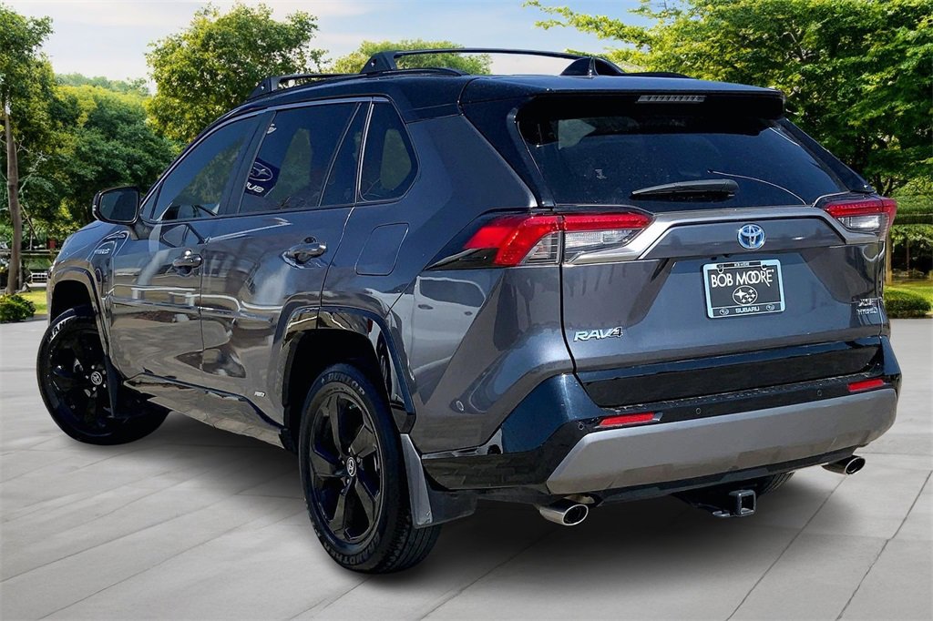 Used 2019 Toyota RAV4 XSE image 4