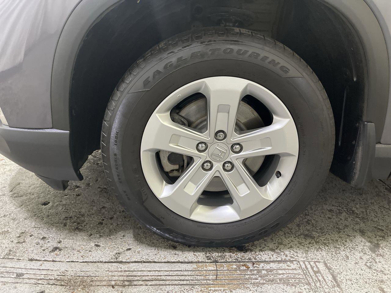 Used 2023 Honda Pilot LX image 10