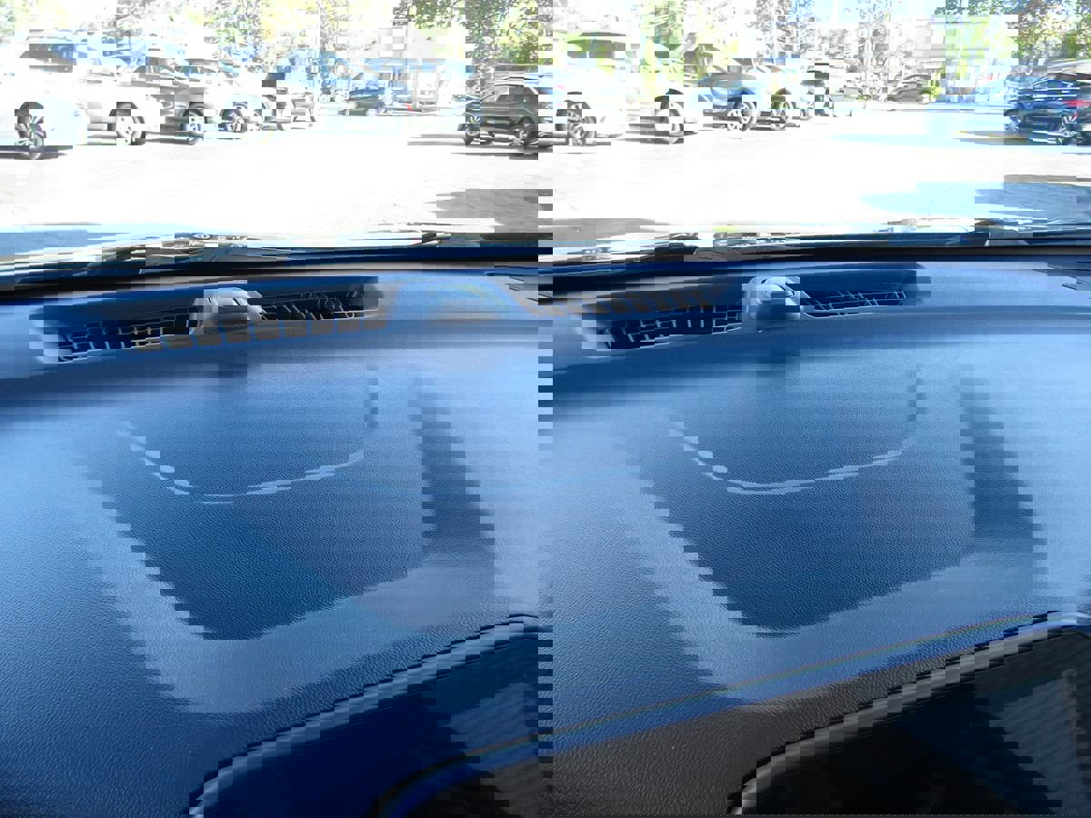 Used 2022 Chevrolet Equinox LT image 13