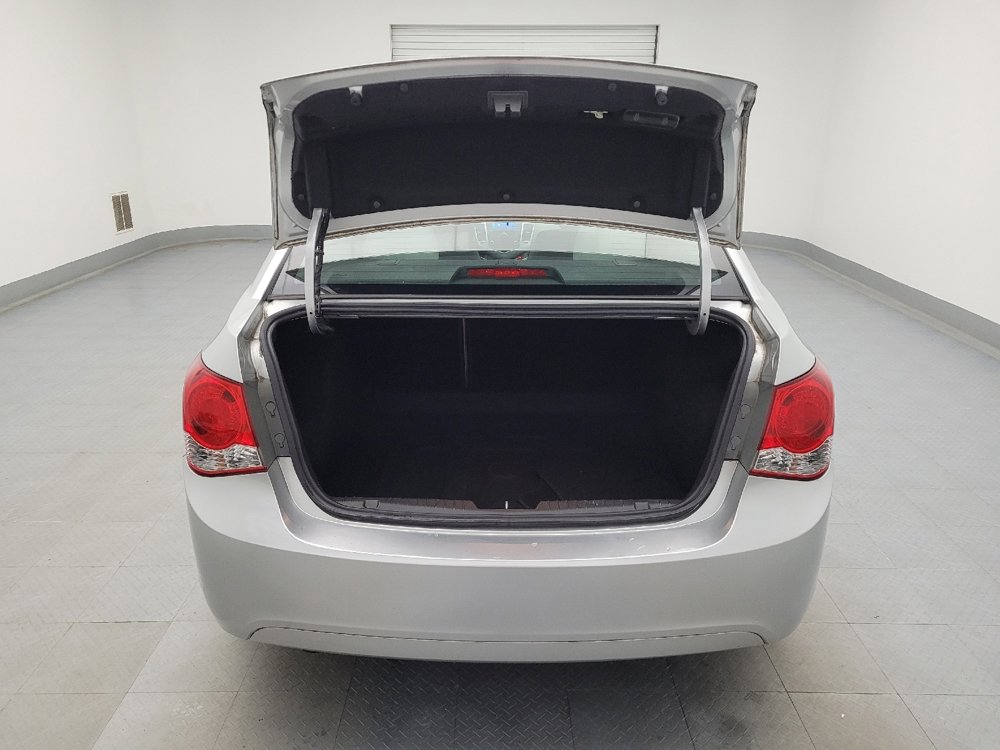 Used 2015 Chevrolet Cruze LT image 29