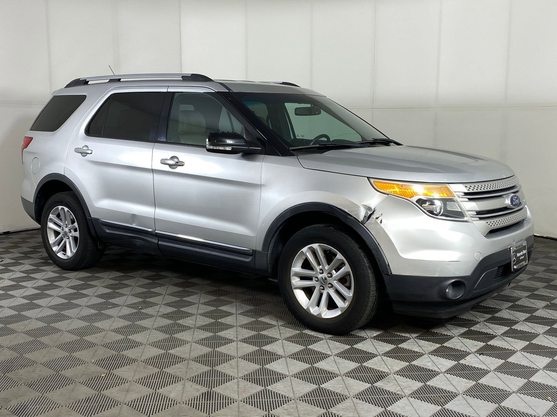 Used 2011 Ford Explorer XLT w/ 202A Rapid Spec Order Code image 6