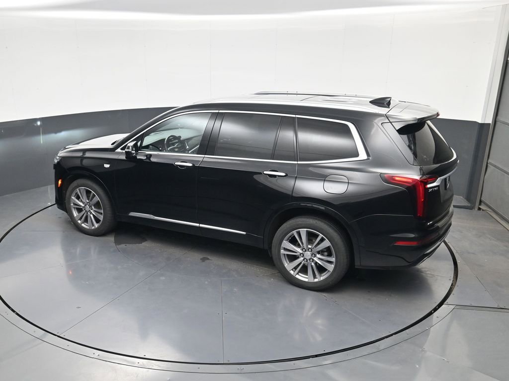 Used 2023 Cadillac XT6 Premium Luxury image 30