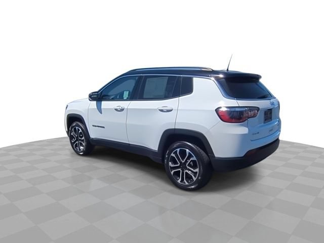 Used 2022 Jeep Compass Limited AWD/4WD image 7