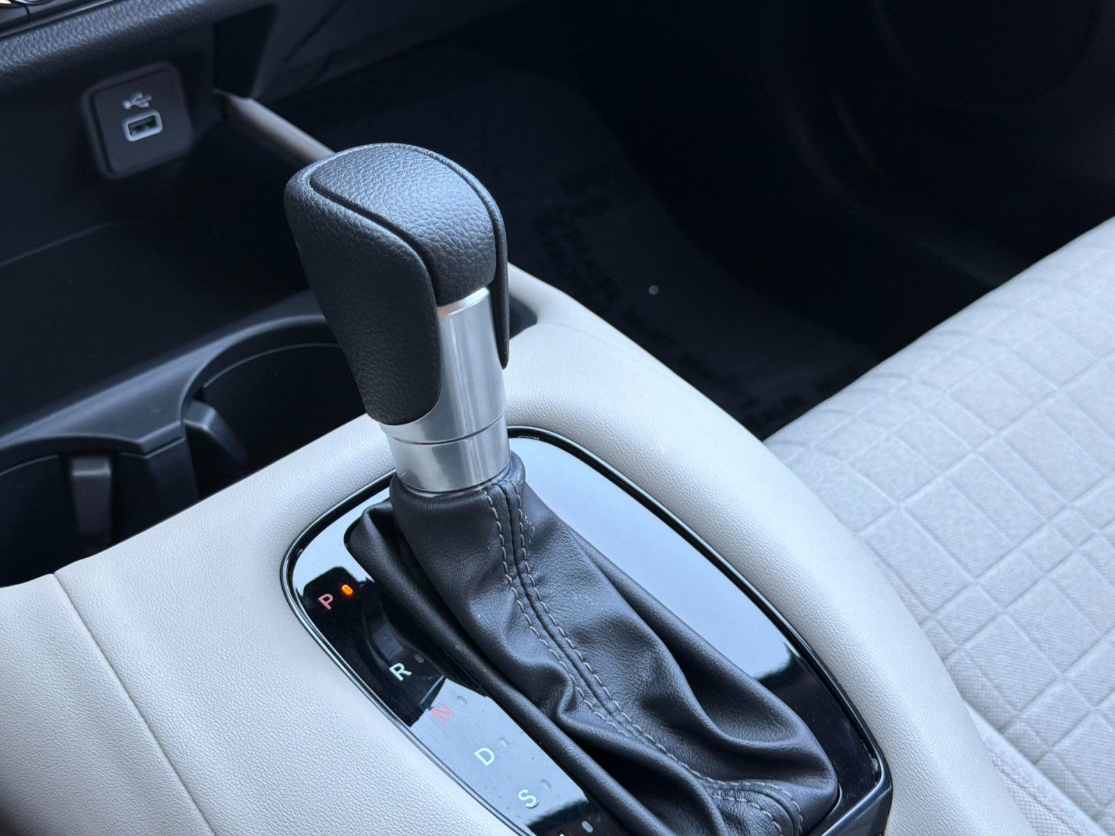 Used 2024 Honda HR-V LX image 21