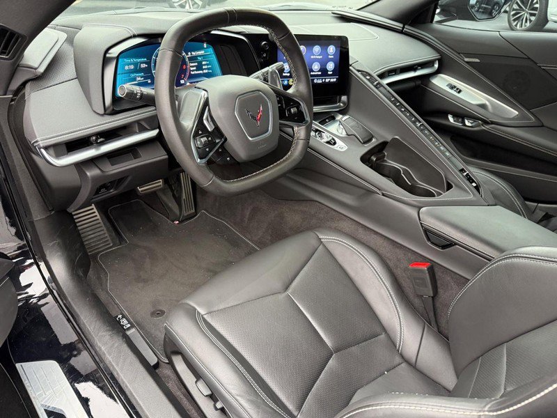 Used 2023 Chevrolet Corvette Stingray Coupe w/ Z51 Performance Package image 13