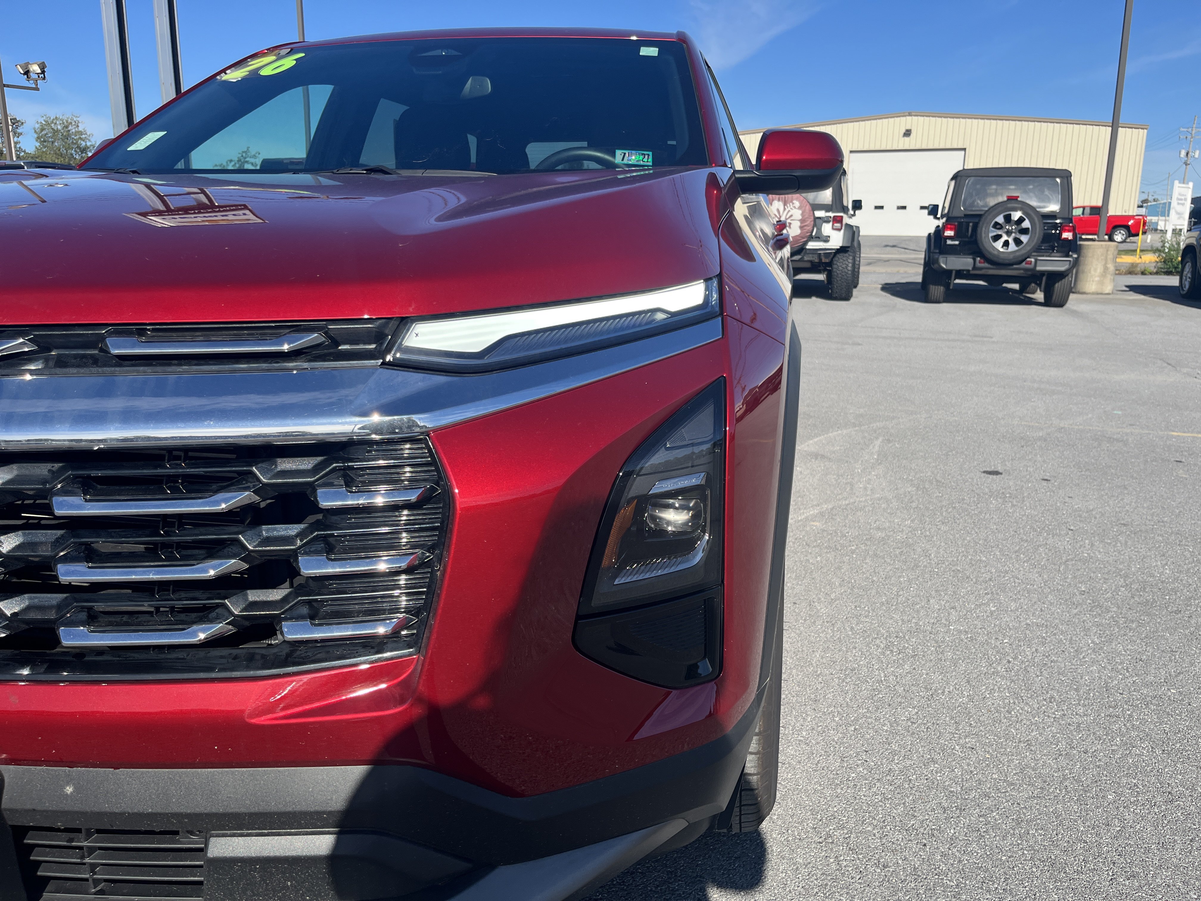 Used 2026 Chevrolet Equinox LT AWD/4WD image 11