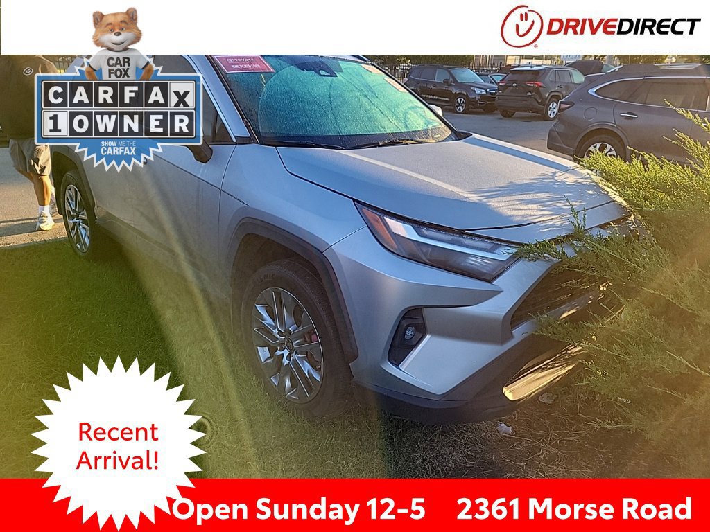 Used 2022 Toyota RAV4 XLE Premium FWD image 1