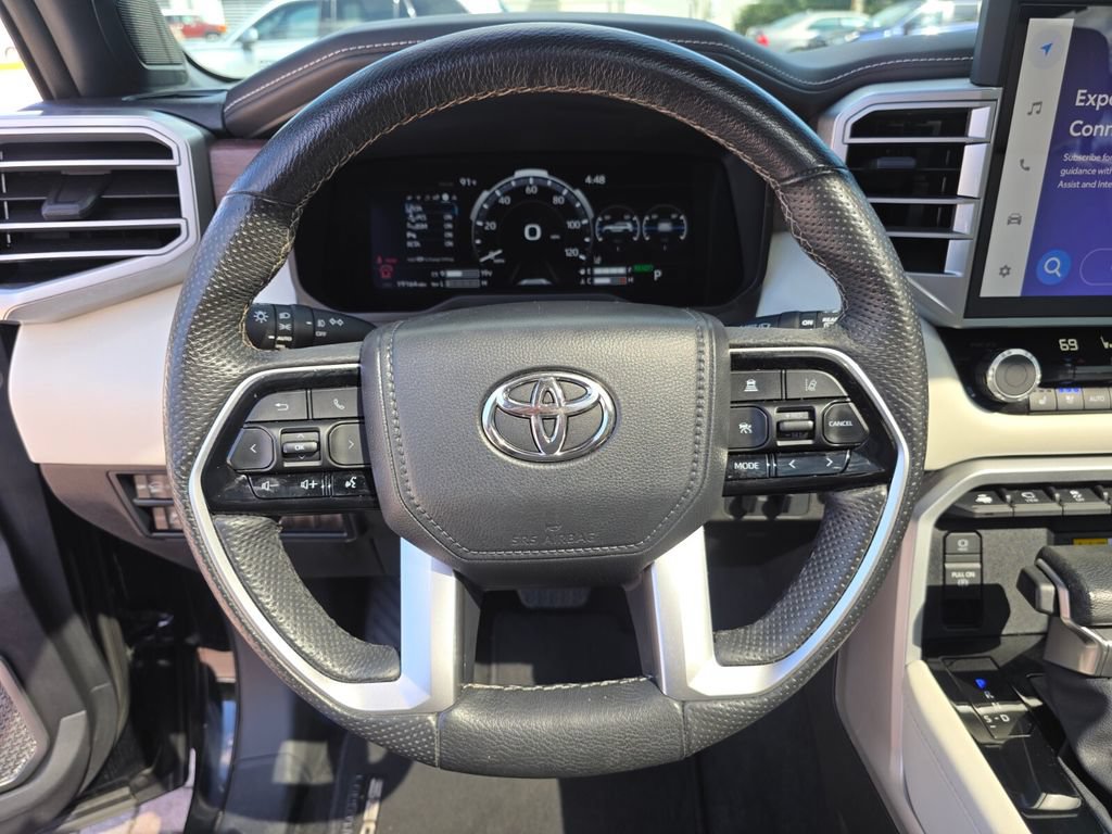 Used 2024 Toyota Sequoia Capstone AWD/4WD image 31