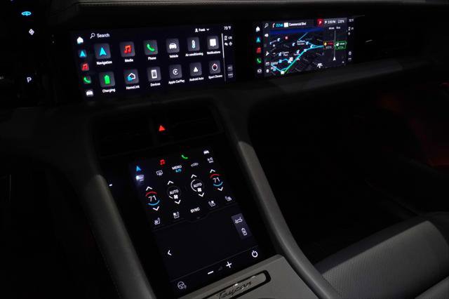 Used 2024 Porsche Taycan Turbo image 18