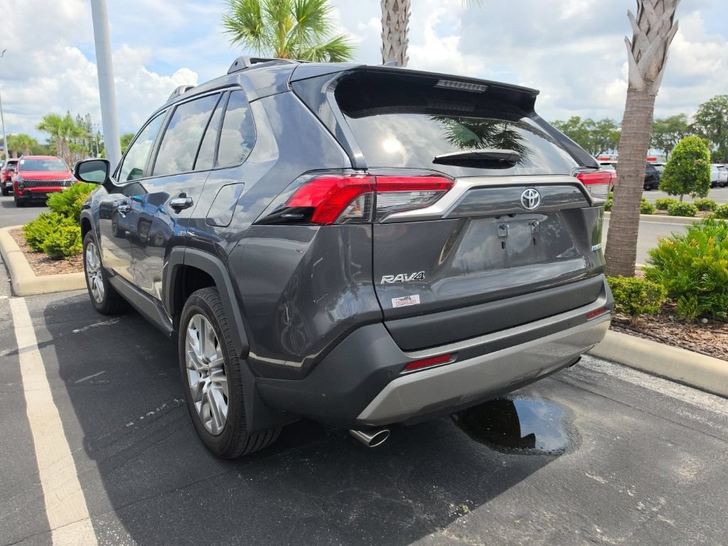 Used 2025 Toyota RAV4 Limited FWD image 13