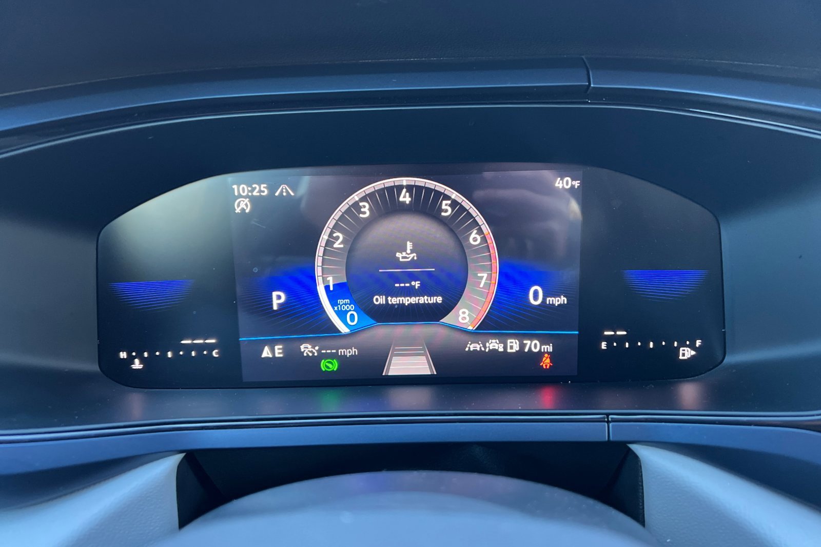 Used 2024 Volkswagen Taos SE image 35