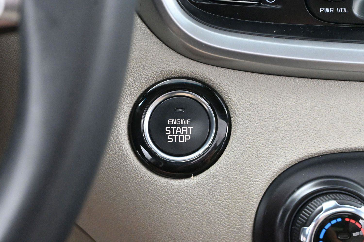 Used 2020 Kia Sorento EX FWD image 27