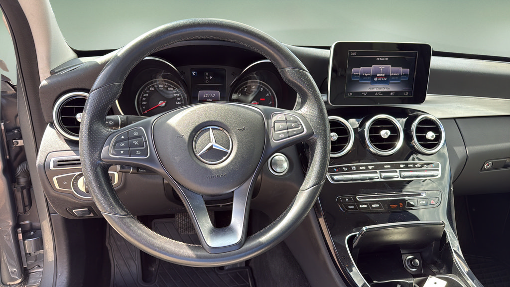 Used 2018 Mercedes-Benz C 300 4MATIC Sedan image 21