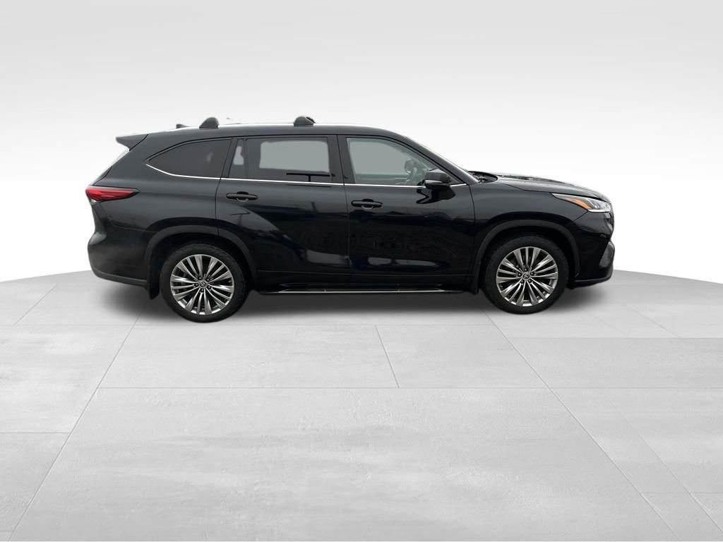 Used 2020 Toyota Highlander Platinum image 7