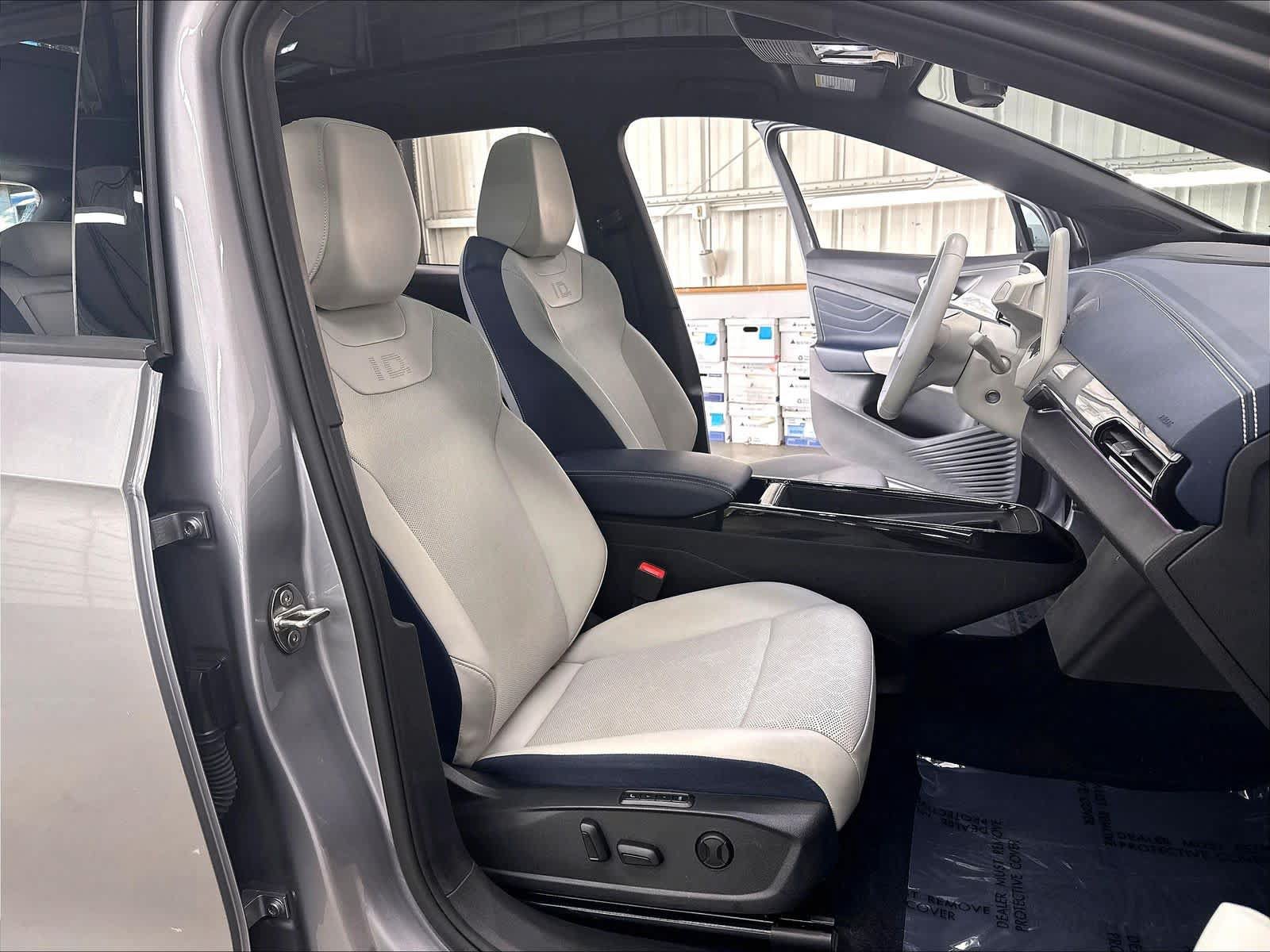 Used 2023 Volkswagen ID.4 Pro S AWD/4WD image 30