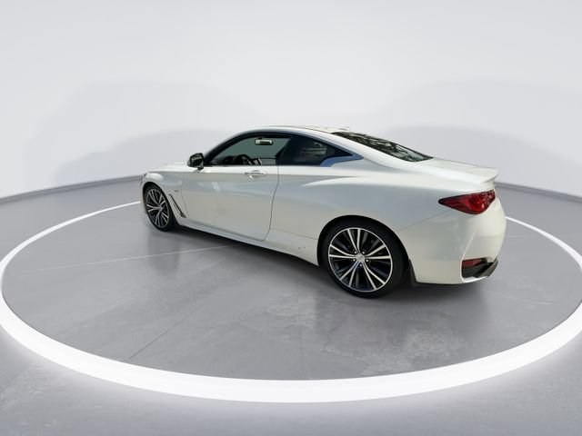Used 2018 INFINITI Q60 3.0t Luxe w/ Sensory Package 3.0T Luxe RWD image 5
