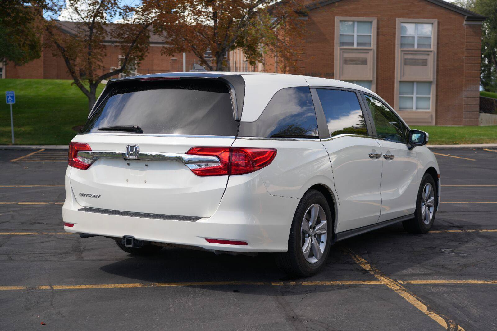 Used 2019 Honda Odyssey EX image 5
