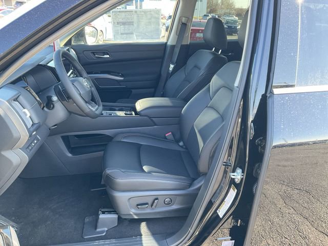 New 2026 Nissan Pathfinder SL w/ Cargo Package image 11
