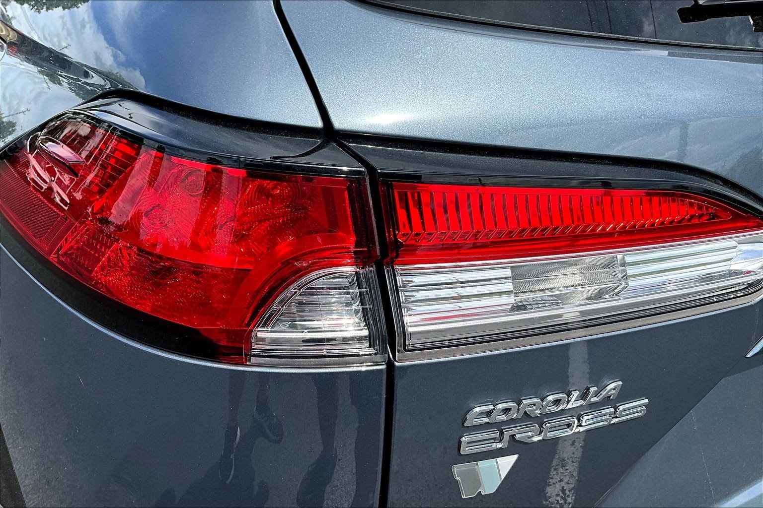 Used 2022 Toyota Corolla Cross LE FWD image 23