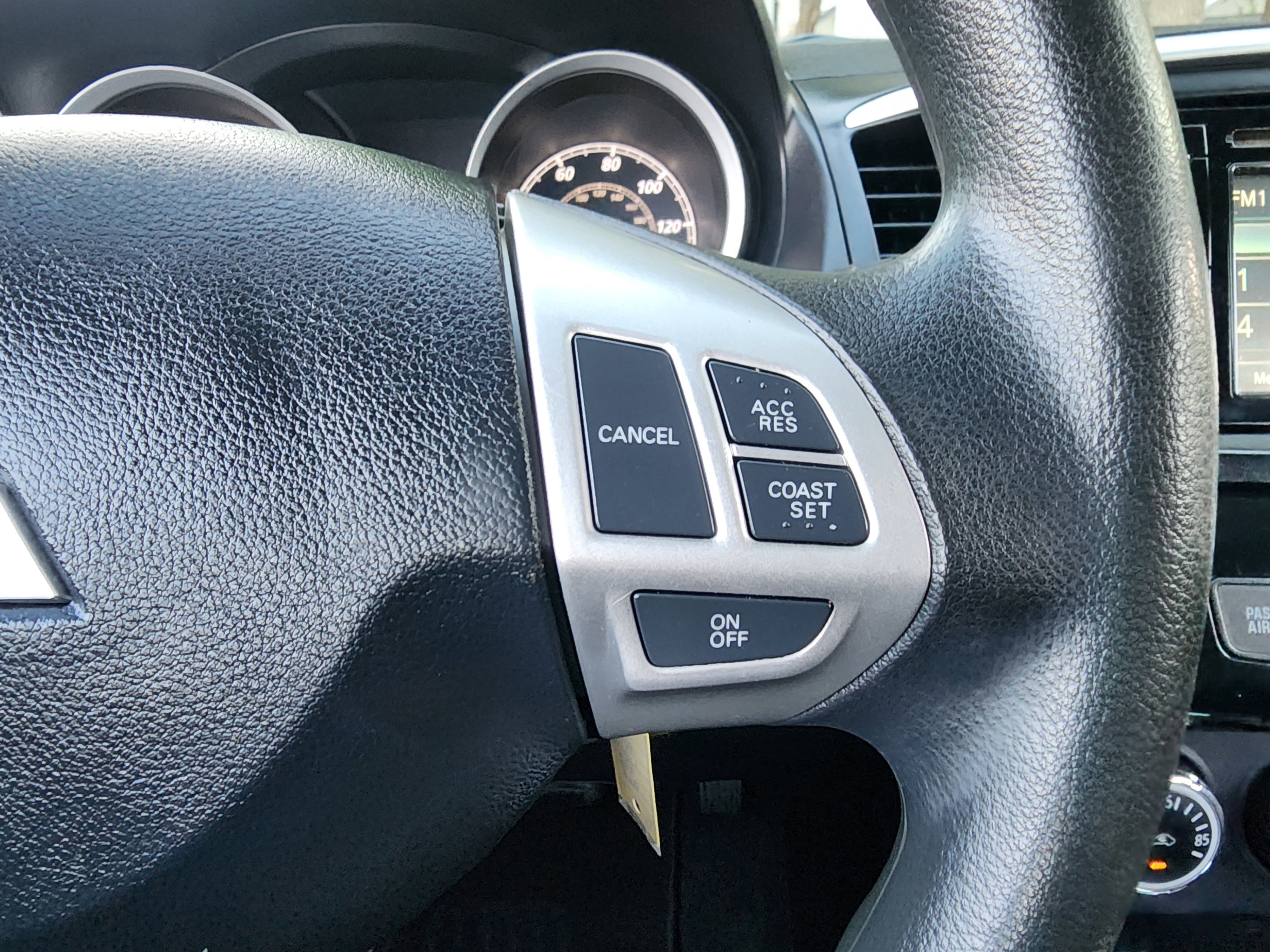 Used 2017 Mitsubishi Lancer ES FWD image 36