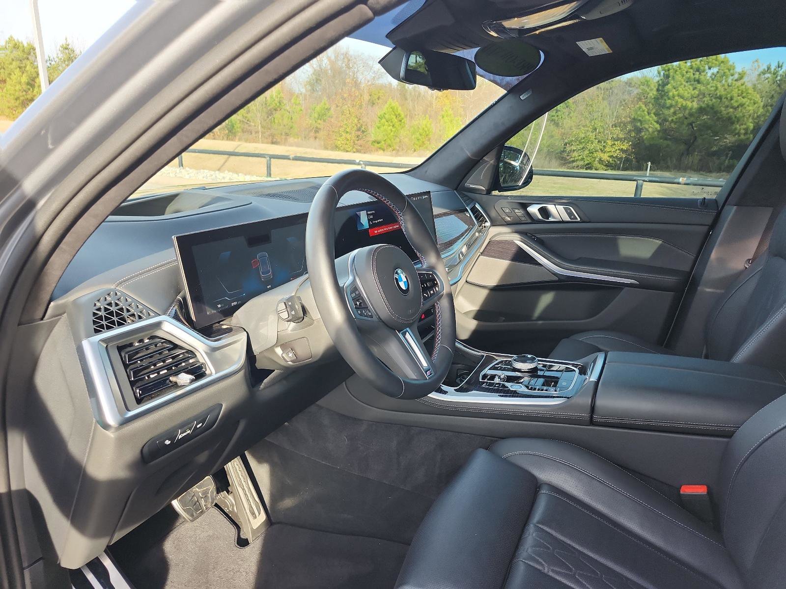 Used 2025 BMW X5 M60i image 15