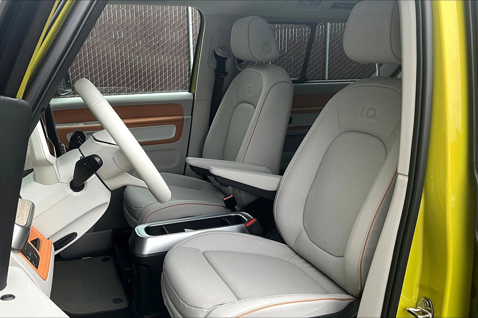 New 2025 Volkswagen ID. Buzz 1st Edition AWD/4WD image 8