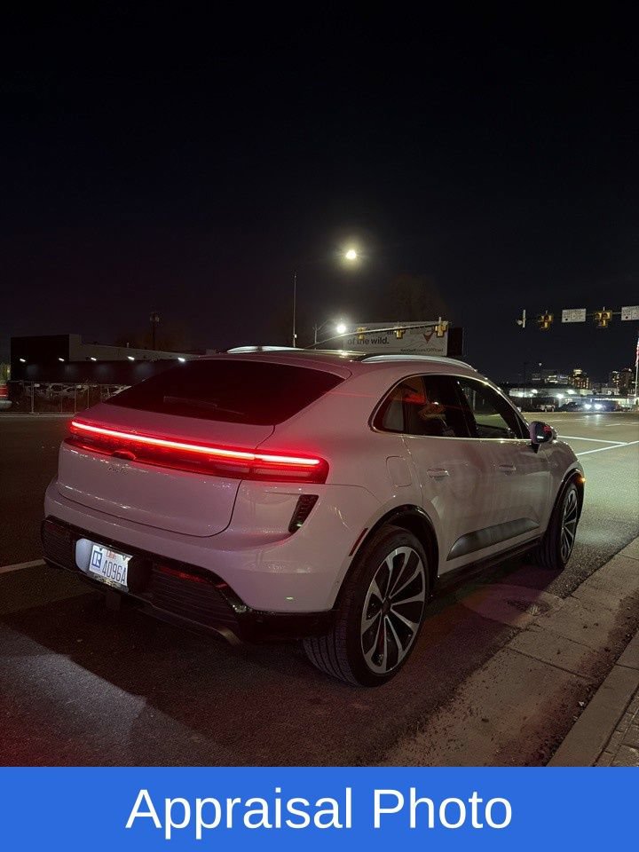 Certified 2024 Porsche Macan Turbo Electric AWD/4WD image 2