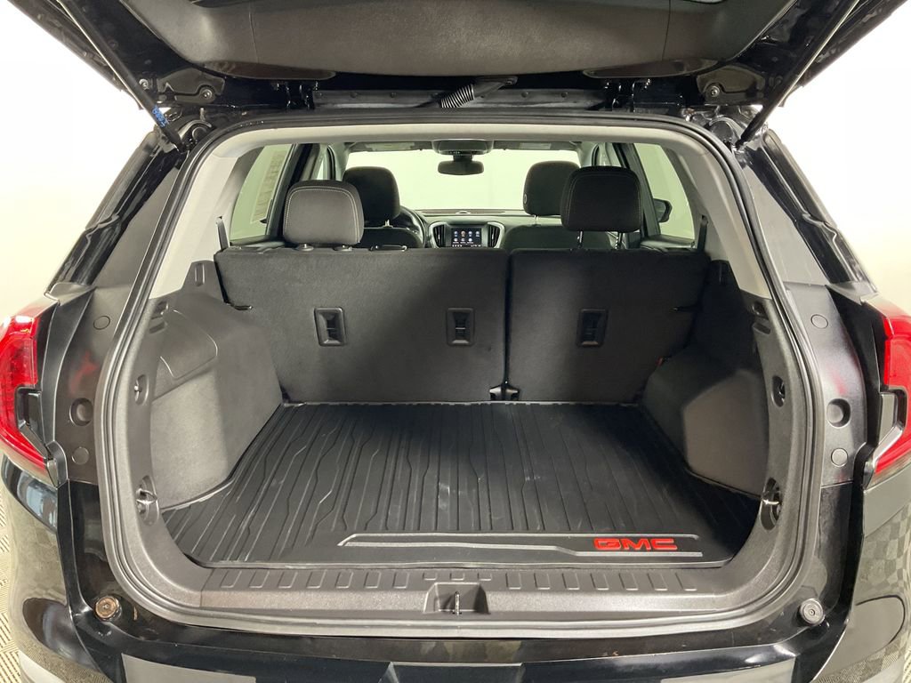 Used 2024 GMC Terrain SLE image 20