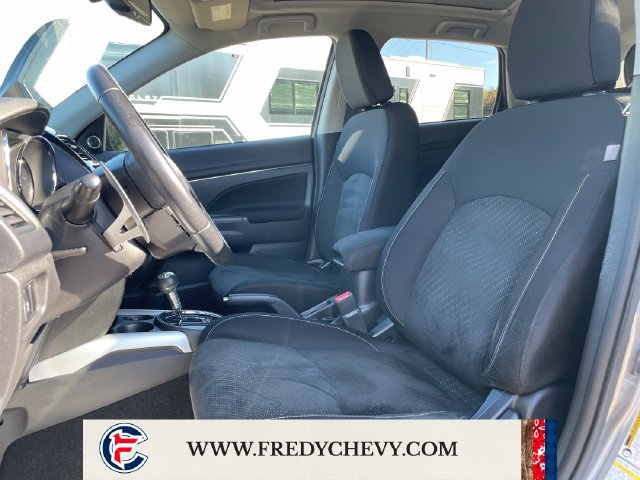 Used 2013 Mitsubishi Outlander Sport SE FWD image 9
