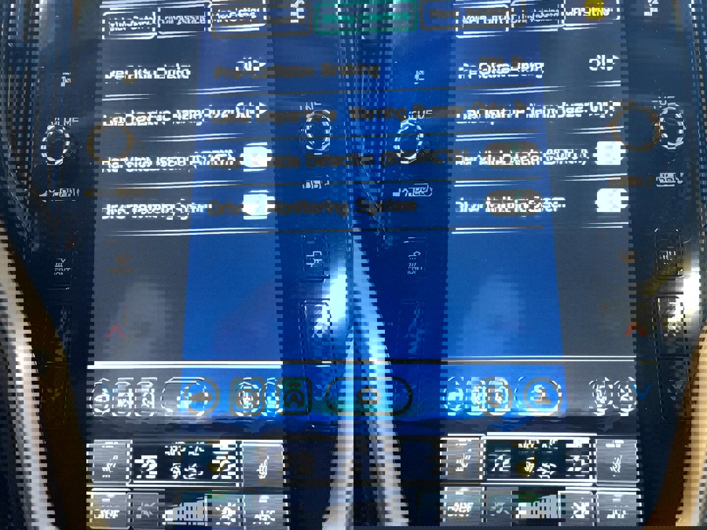 Used 2023 Subaru Outback Limited image 13