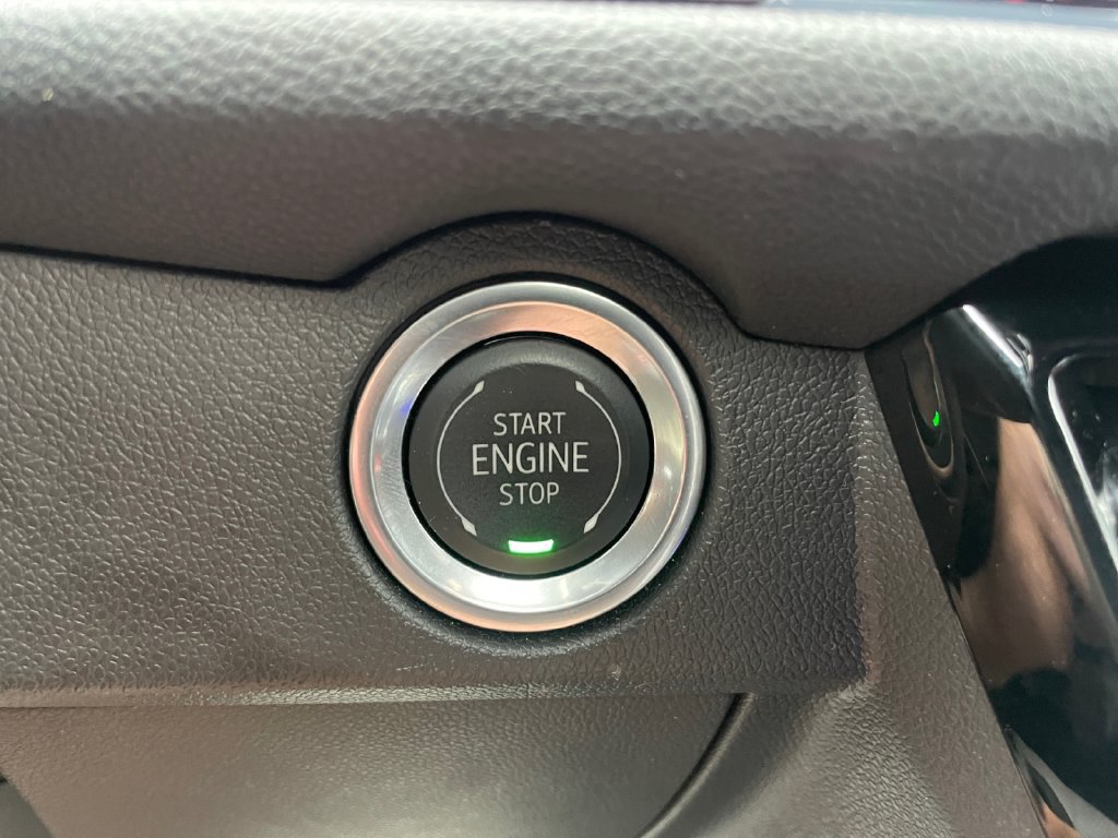 Used 2024 Chevrolet Traverse RS AWD/4WD image 41