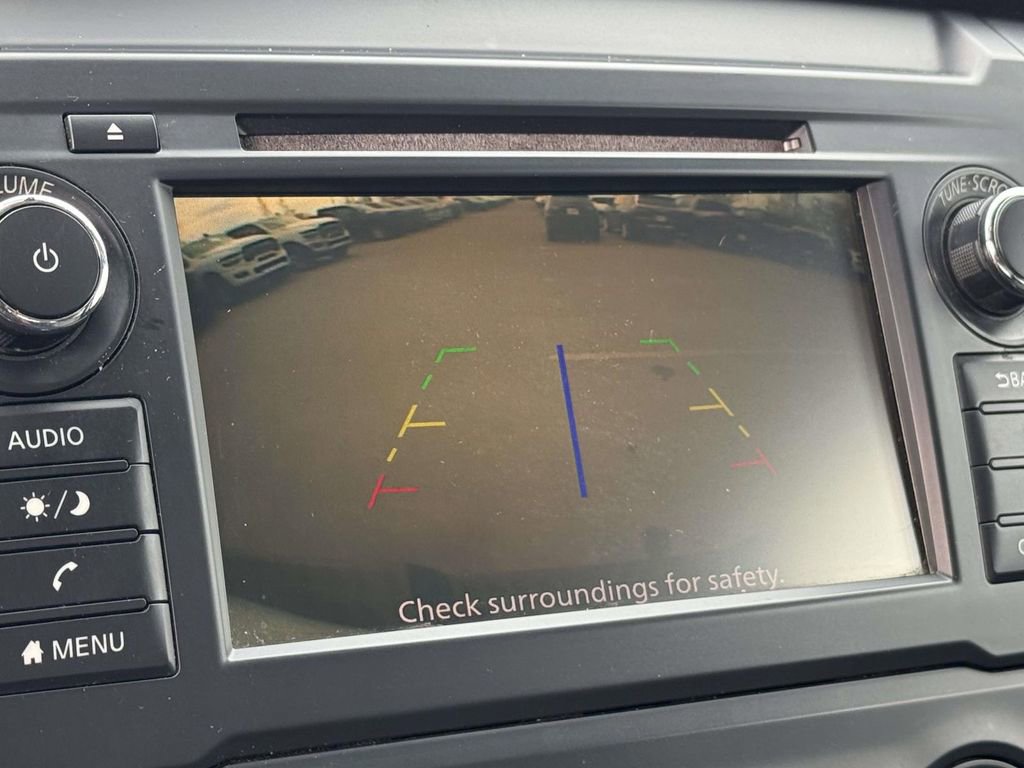 Used 2019 Nissan Titan S w/ S Utility Package image 19