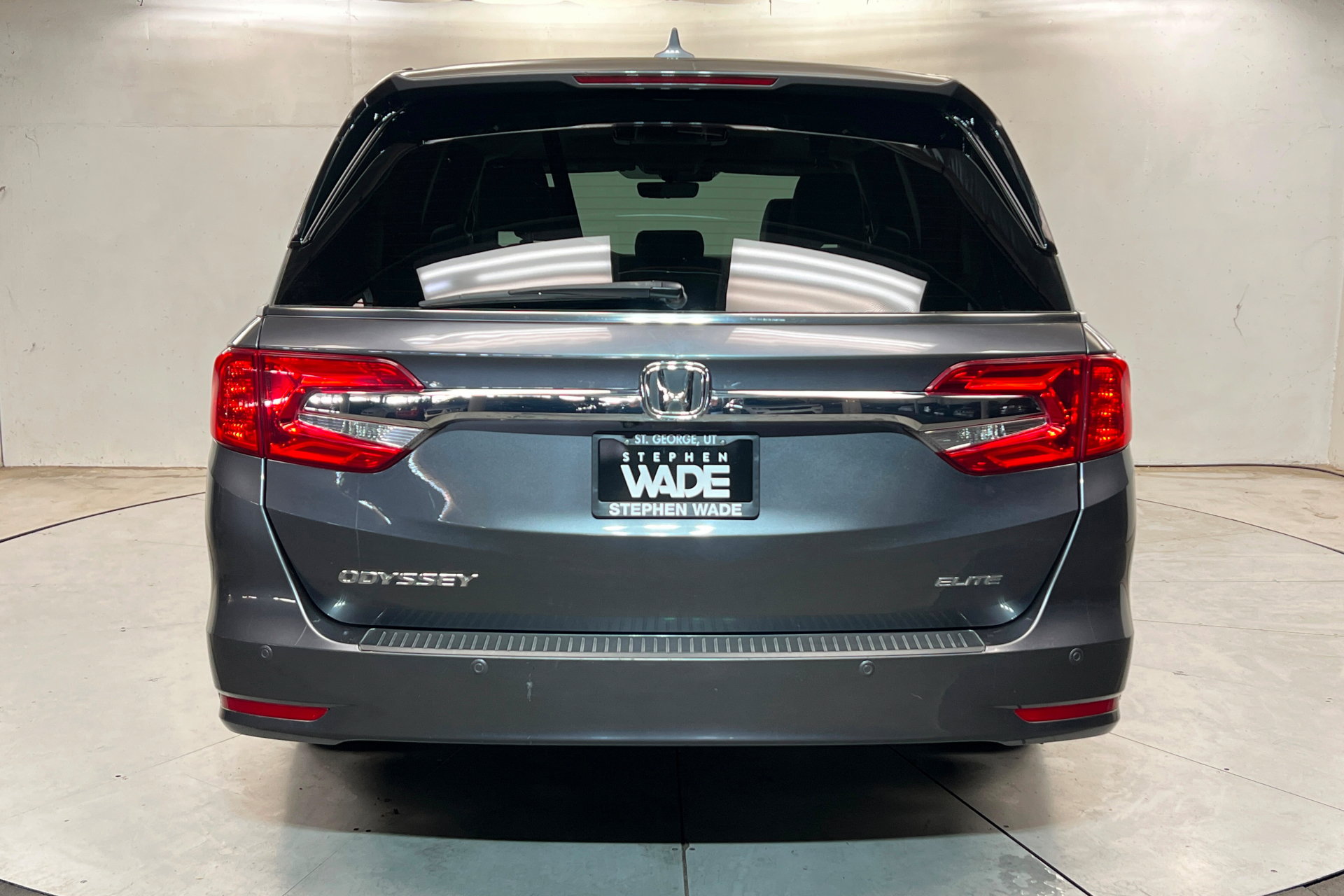 Used 2018 Honda Odyssey Elite image 5