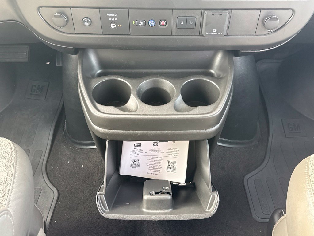 Used 2025 Chevrolet Express 3500 LT w/ LT Preferred Equipment Group RWD image 24
