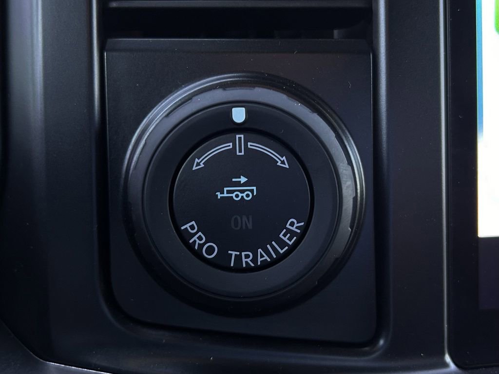 Used 2024 Ford F350 Platinum image 23