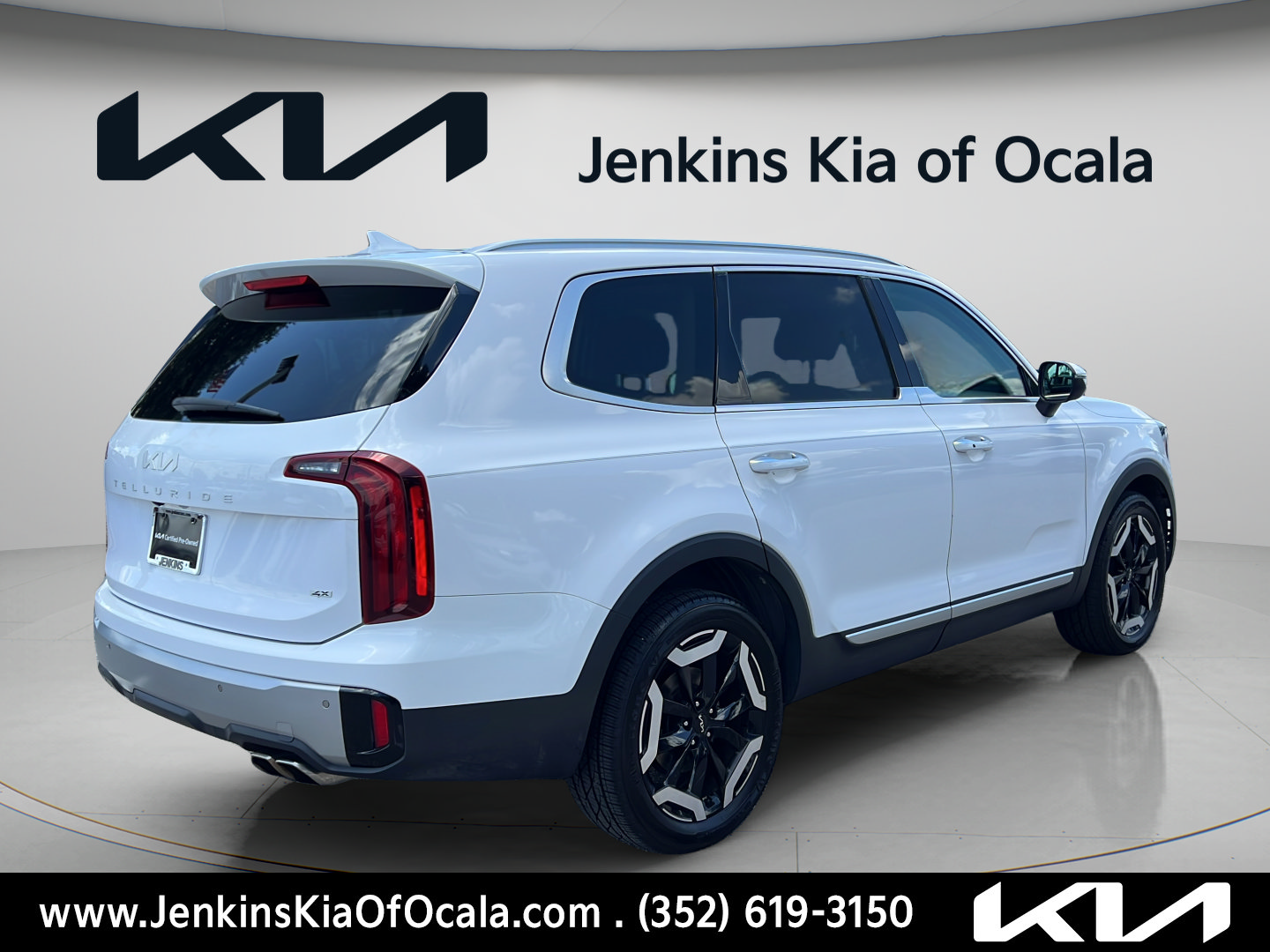 Certified 2023 Kia Telluride S AWD/4WD image 3