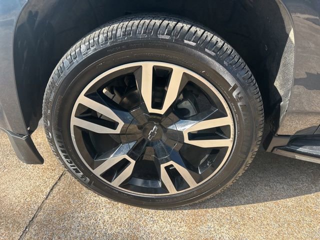 Used 2019 Chevrolet Tahoe Premier AWD/4WD image 5