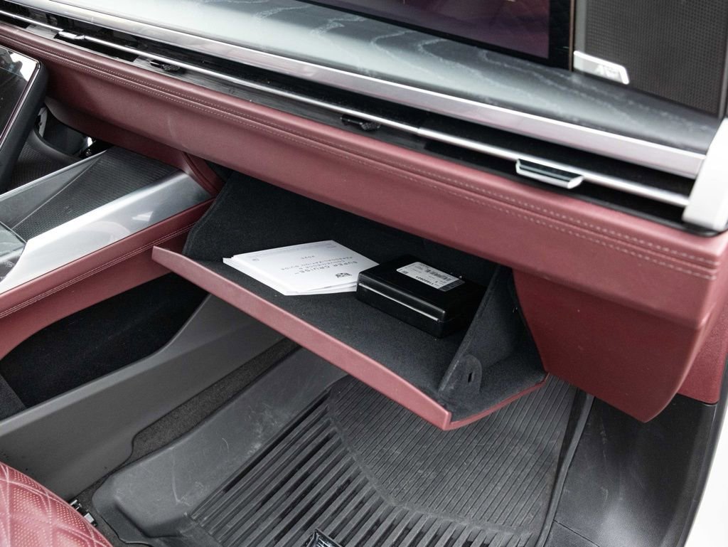 Used 2025 Cadillac Escalade Premium Luxury w/ Touring Package image 72