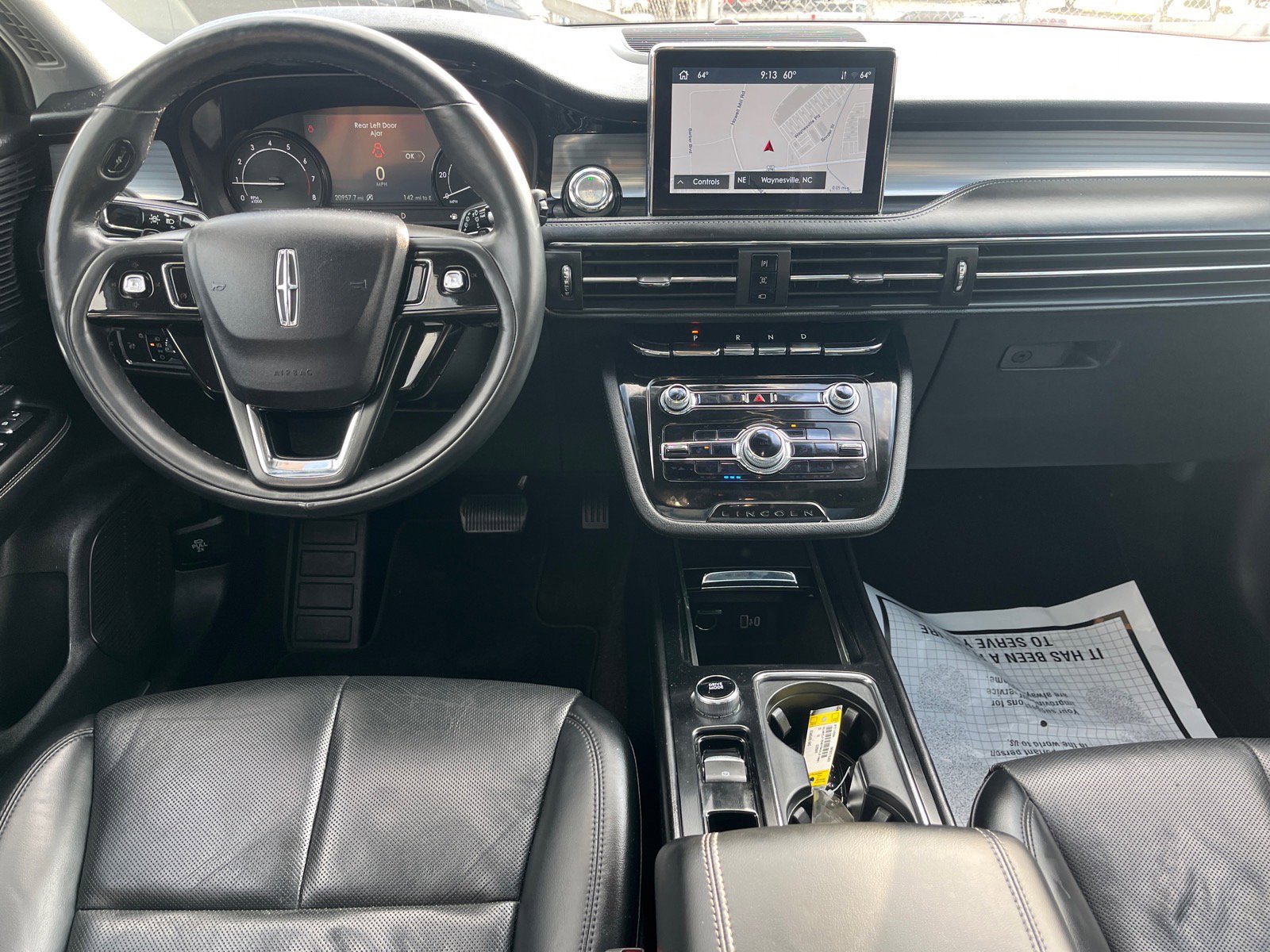 Used 2022 Lincoln Corsair AWD w/ Premium Package image 6